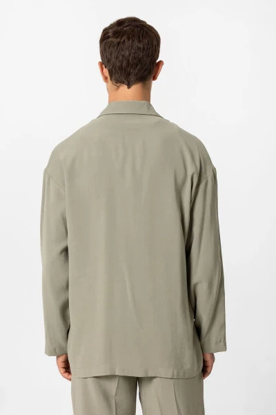 Xaki rangli katta hajmli astarsız erkaklar blazer ko'ylagi - 18