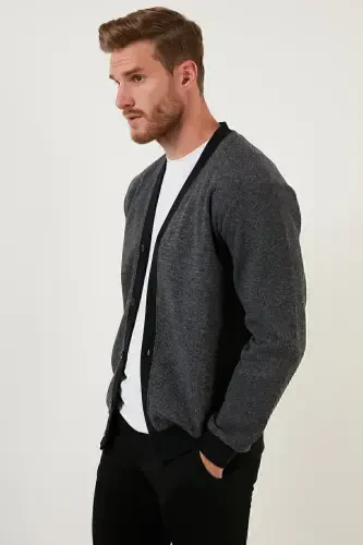 Хлопковый кардиган Regular Fit с V-образным вырезом на пуговицах, мужской кардиган 456205-GRİ - 4