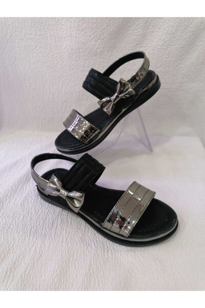 Yag'ona qayishli yostiqli tag'li qiz bolalar sandal - ÖZGÜR KIDS (1)