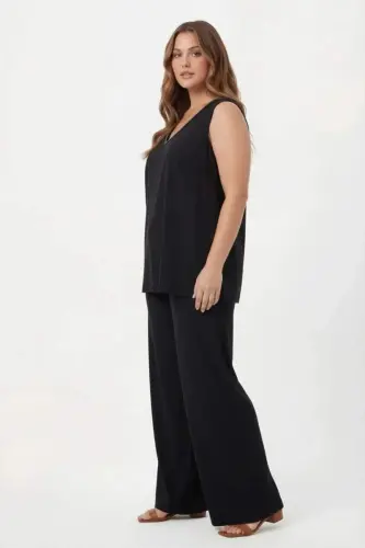 Yaka Boncuk Detaylı Kadın Büyük Beden Bluz Pantolon Takım Siyah - 4