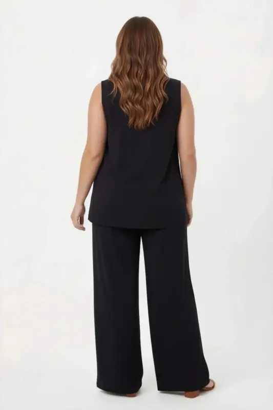 Yaka Boncuk Detaylı Kadın Büyük Beden Bluz Pantolon Takım Siyah - 5