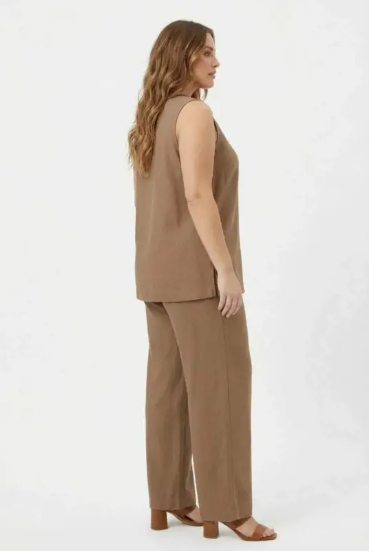 Yaka Boncuk Detaylı Kadın Büyük Beden Bluz Pantolon Takım Vizon - 2