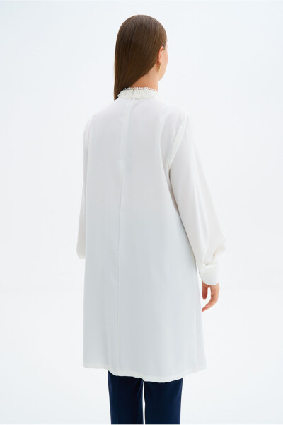 Yaka Dantel Detaylı Tunik - Ekru - 5
