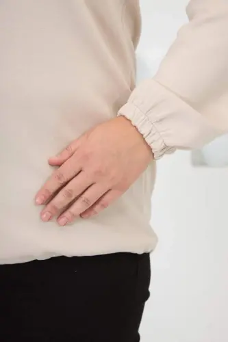 Yaka Detaylı Kol ve Eteği Büzgülü Büyük Beden Sweat Krem - 2