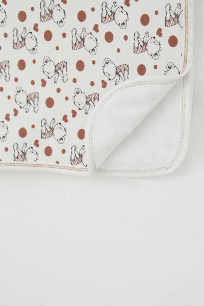 Yangi tug'ilgan chaqaloqlar uchun adyol. Yoqimli ayiqcha naqshli standart, Ekru. - 3