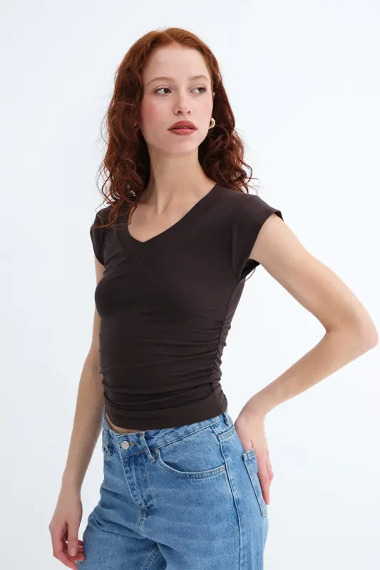 Yanları Büzgülü V Yaka T-Shirt P1566-S1 - Acı Kahve - 5