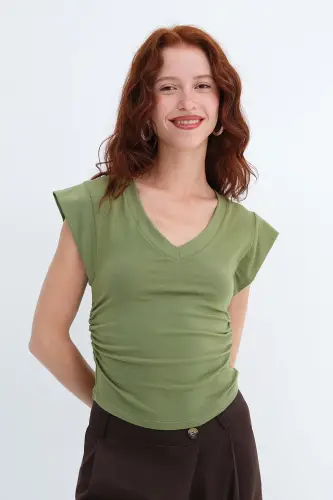 Yanları Büzgülü V Yaka T-Shirt P1566-S1 - Matcha - 4