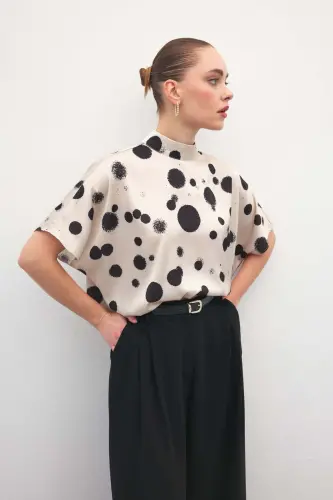 Yarasa Kol Salaş Bluz - Puanlı Bej-Puanlı Bej - SATEEN (1)