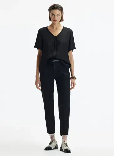 Yargʻichi Rahat V Yaka Duz Qora Ayollar Koʻylagi 24YKGM6010X - 1