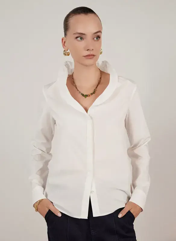 Yargıcı Normal Klassik Yoqa Singan Oq Ayollar Ko'ylagi 23KKGM6009X - 1