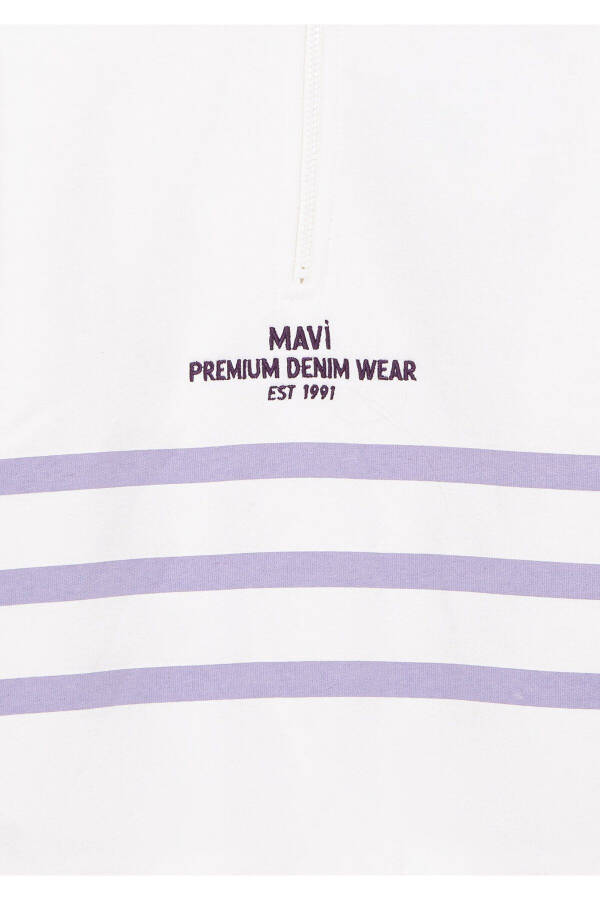 Yarim fermuarlı chiziqli oq sweatshirt - 6