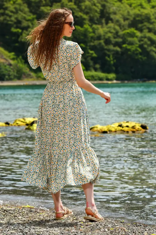 Yashil gulli kruvaze maxi ko'ylak - 3