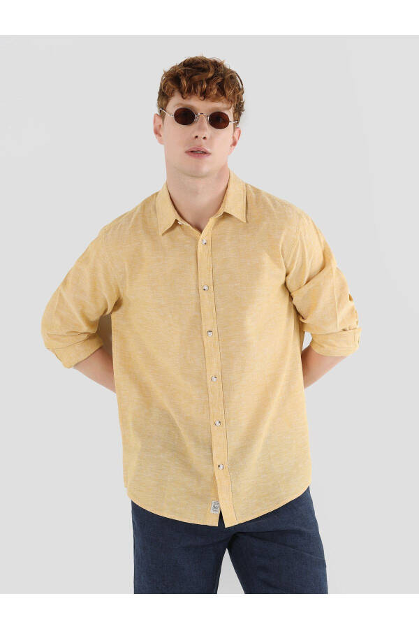 Yellow long-sleeved regular fit men's shirt - 1