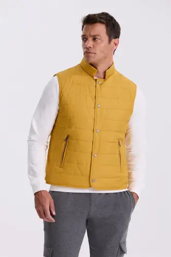 Yellow Mandarin Collar Fiber Slim Fit Vest 