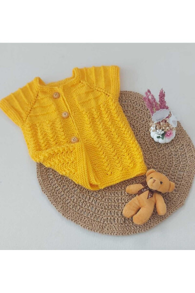 Yellow Newborn Cotton Vest, Buttoned, Hand Knitted, Gift Baby, Birth Moment, 0-12 Months - BEGİN (1)