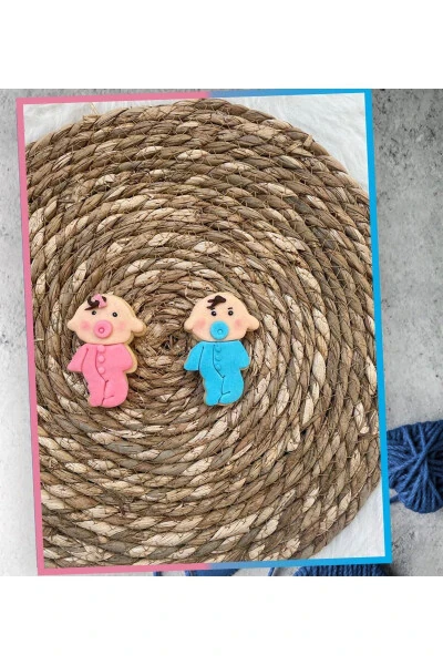 Yeni Doğan Hediyelik Bebek Tulum Desenli Şeker Hamurlu Butik Kurabiyesi 20 Adet - Modazone