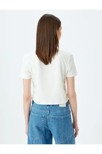Crop Bisiklet Yaka Kısa Kollu Slim Fit Fiyonklu Tişört - Ekru - 4