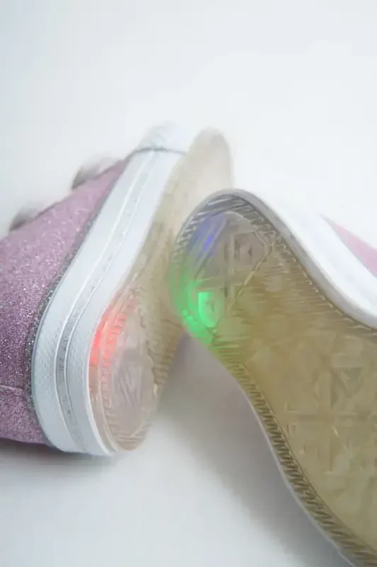 Yeni Sezon Taşlı Cırtlı Lila Kız Çocuk Ayakkabı, Ortopedik Kız Çocuk Günlük Ayakkabı 21-30 Işıklı-Mor - 4