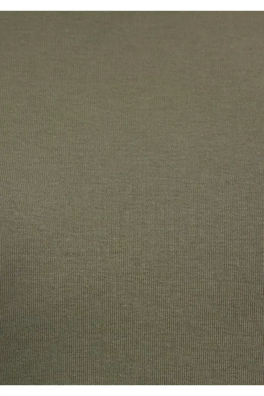 Yeşil Basic Tişört Semi Slim Fit / Yarı Dar Kesim 1612916-86961-Yeşil - 7