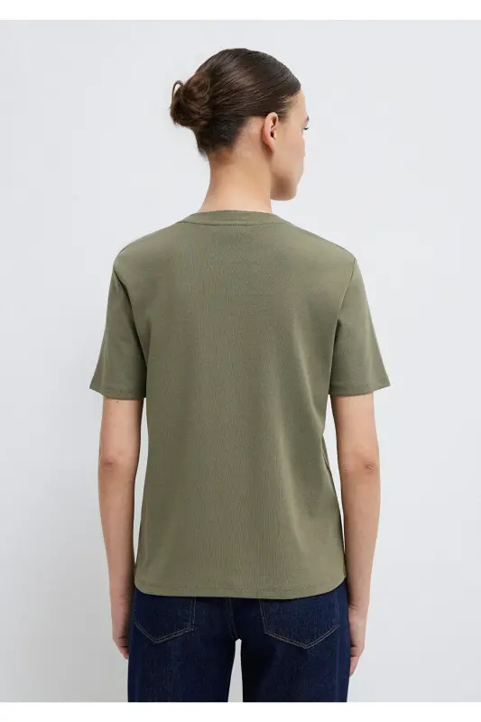 Yeşil Basic Tişört Semi Slim Fit / Yarı Dar Kesim 1612916-86961-Yeşil - 5