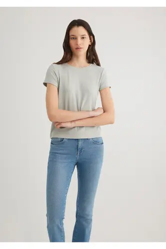 Yeşil Basic Tişört Slim Fit / Dar Kesim 1612904-70084 - Gri-70084 - MAVI (1)