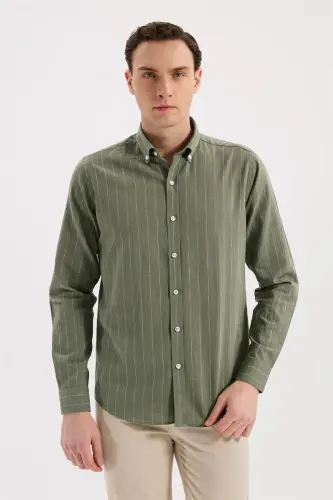 Yeşil Comfort Fit Düğmeli Yaka Pamuklu Gömlek 