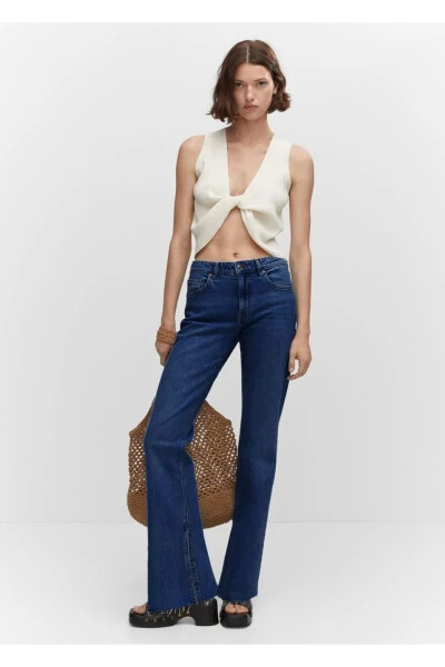 Yirtilgan, o'rta balandlikdagi kengaytirilgan jinsi shimlar - MANGO (1)