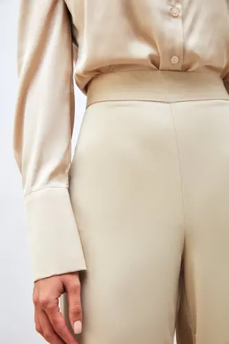 Yırtmaç Detaylı Saten Pantolon - Bej - BEJ - 5