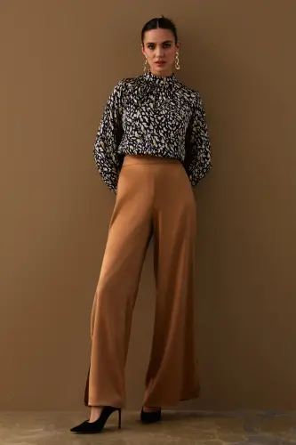 Yırtmaç Detaylı Saten Pantolon - Camel - CAMEL - SATEEN (1)