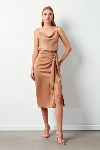 Yırtmaçlı Saten Etek - Camel - CAMEL 