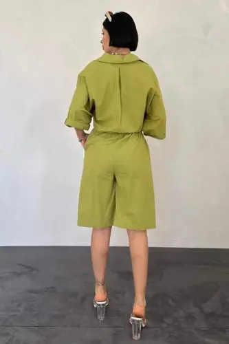 Yog' yashil qisqa yengli zig'ir ko'ylak va short kostyumi - 3