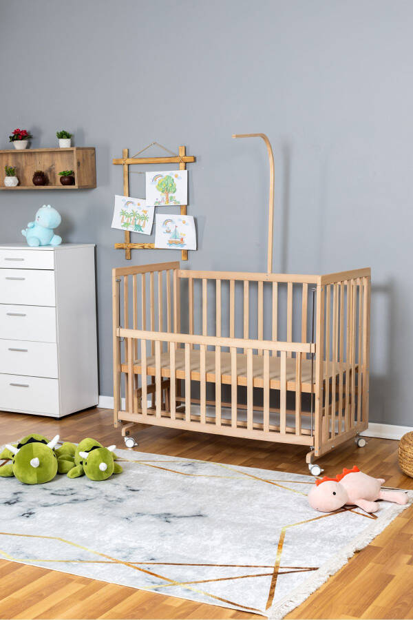 Yog'och Beshik Ona Yoq Beshik Organik 70x130 - Oq Gipur Uyqu Seti + To'shakli + G'ildirakli - 3