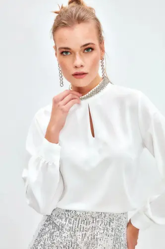 Yoqa Aksessuarili Bluzka - Ekr - SATEEN (1)