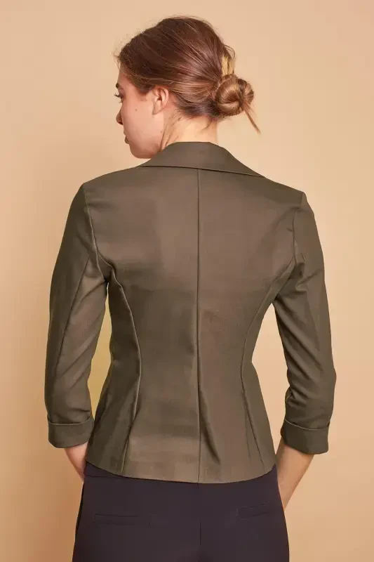 Yoqali Flato cho'ntakli Capri Truvakar yengli qisqa Blazer ozgina likrali paxta matoli kurtka-To'q xaki-K.XAKI - JUMENT