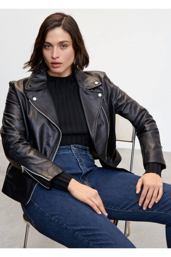 Skinny-Jeans mit hoher Taille - Dunkelblau - 8