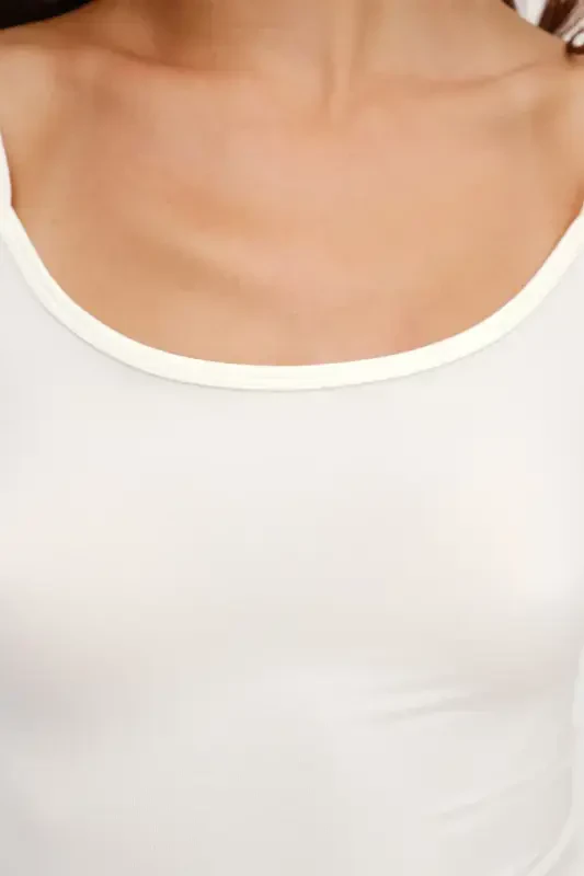 Yupqa yelkali mayka A13224-L13M13-Oqish - 4