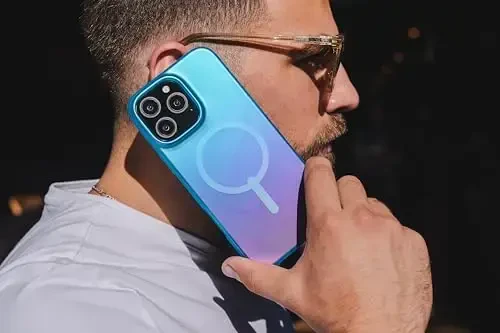 ZAGG Milan Snap Case for iPhone 16 Pro - Rang o'zgartiruvchi qoplama, MagSafe & Wireless zaryadlashga mos, 4m balandlikdan tushishdan himoya, Grafen bilan mustahkamlangan, Ekologik toza, To'q Aurora - 6