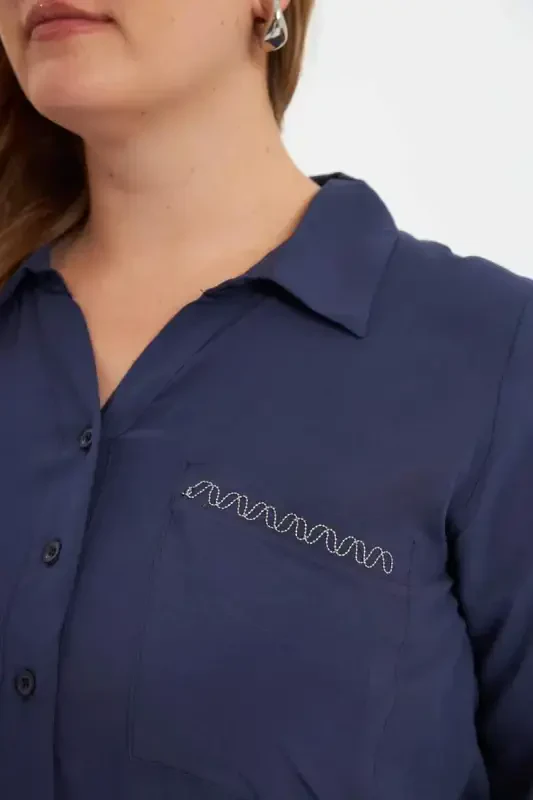 Zanjir naqsh detallari katta o'lchamli ko'ylak to'q ko'k - 4