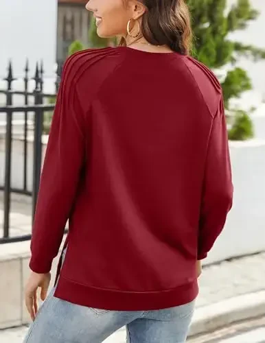 Zeagoo Christmas Tunic Sweatshirts for Women Crewneck Lightweight Sweaters Raglan Long Sleeve Shirts Fall Fashion Tops 2025 - 6