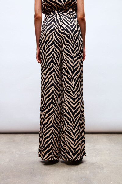 Zebra Print Satin Pants - BLACK - 8