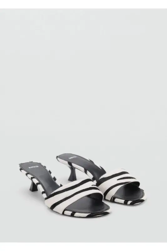 Zebra-striped leather sandals - 2