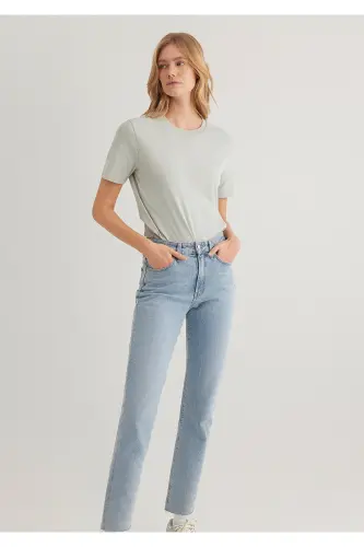 Зеленая базовая футболка Semi Slim Fit / Полуприлегающий крой - 3