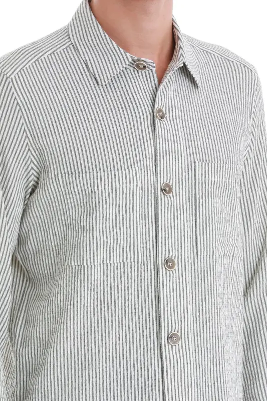 Зелёная классическая приталенная рубашка с длинными рукавами в полоску - 5
