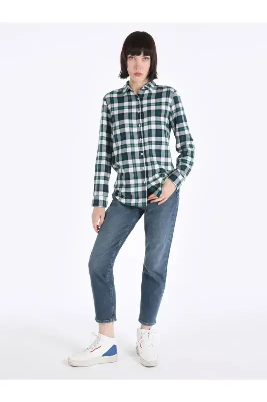 Зеленая женская рубашка - 3