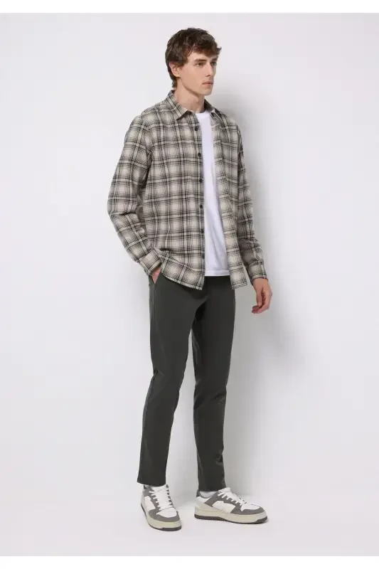 Зеленые мужские брюки - 3