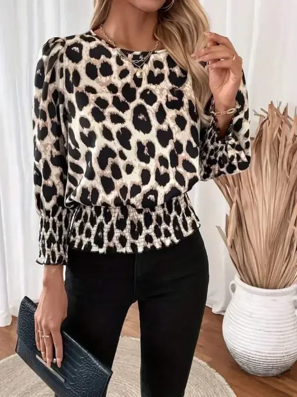 Женская блузка из модала с леопардовым принтом, с длинными рукавами и высоким воротом - BÜYÜKBEDENIZ