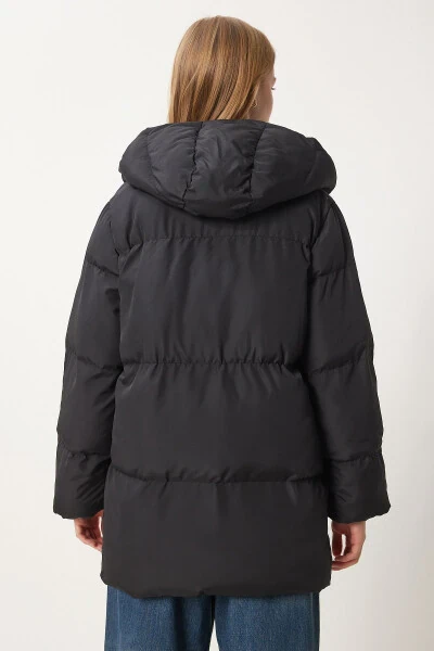 Женская черная куртка с капюшоном HK00023 - 9