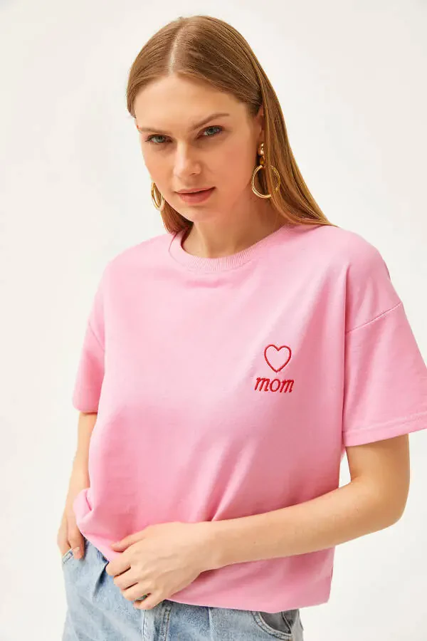 Женская розовая футболка оверсайз с вышивкой Mom из 2 нитей TSH-19000785 - 5