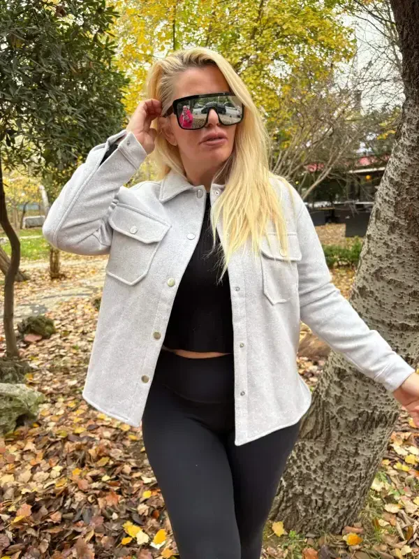 Женская зимняя светло-серая рубашка 750 - 3