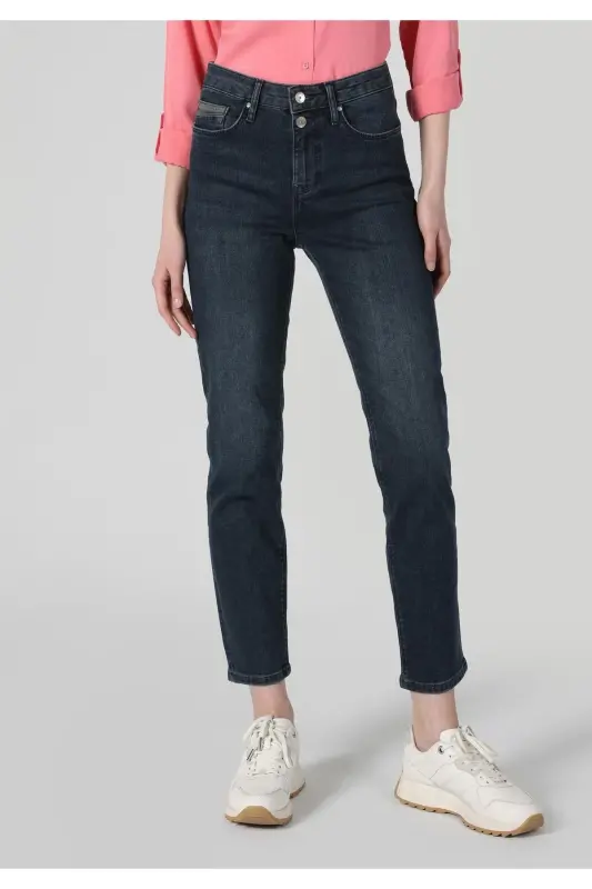 Женские брюки 703 Carla Slim Fit с нормальной талией, прямой штаниной, синего цвета - 3